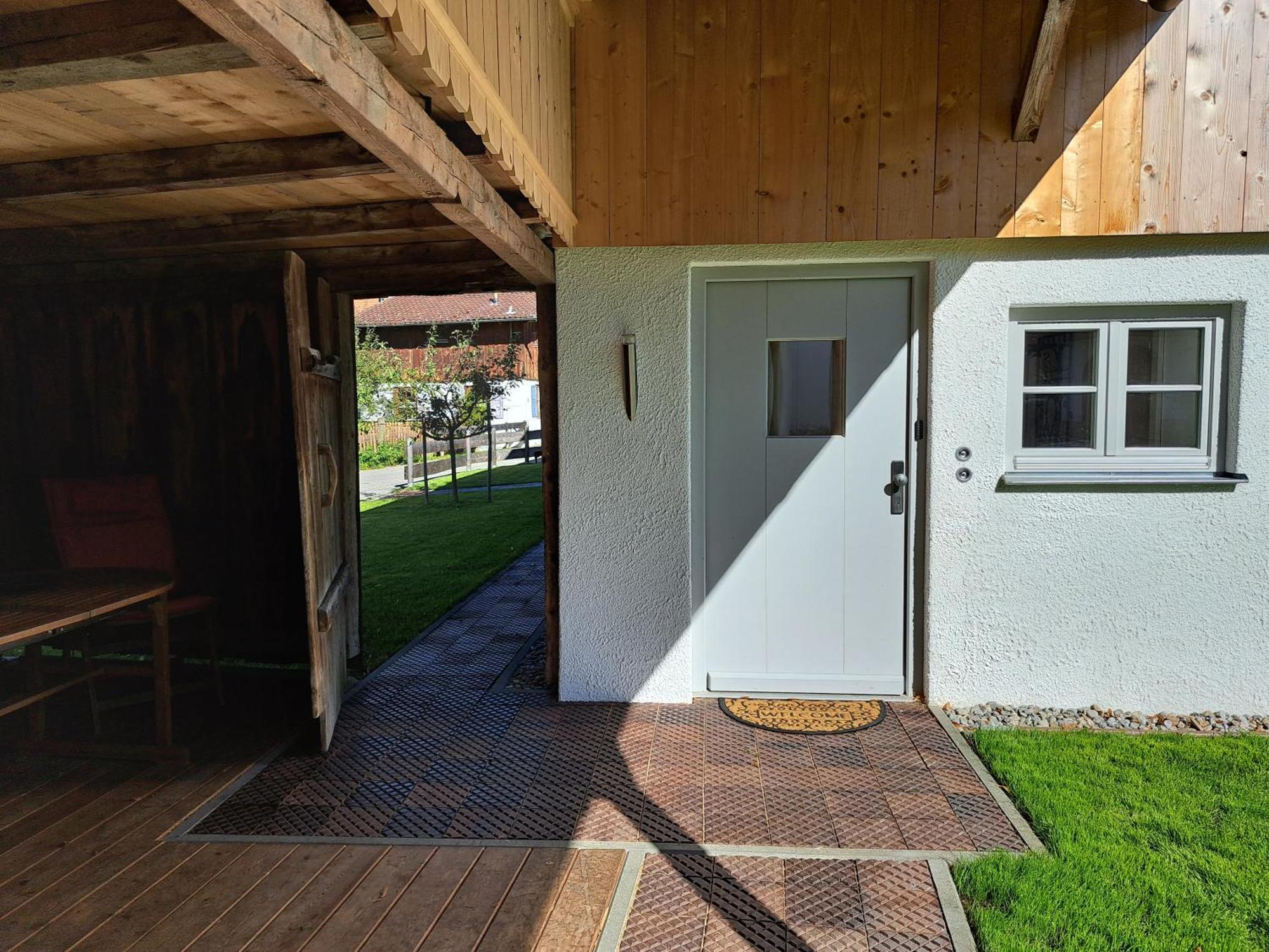 Neu! Ferienwohnungen im Lüftlmalereck, Hennalahaus Oberammergau Exterior foto