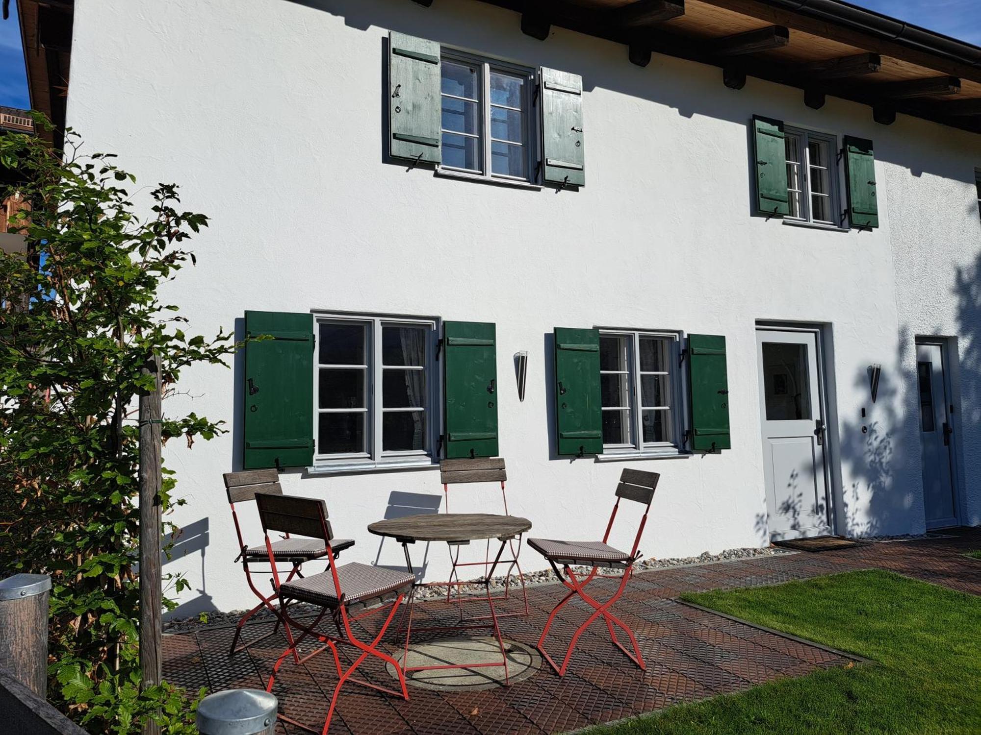 Neu! Ferienwohnungen im Lüftlmalereck, Hennalahaus Oberammergau Exterior foto